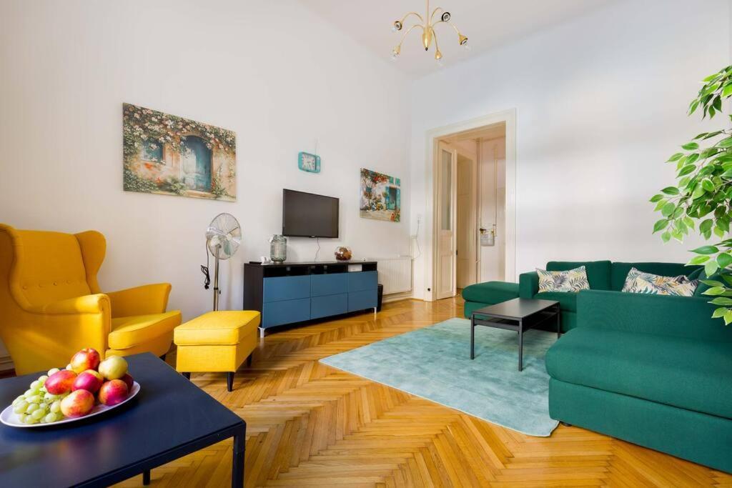 Hidden Gem 1 Bedroom Next To Opera Apartamento